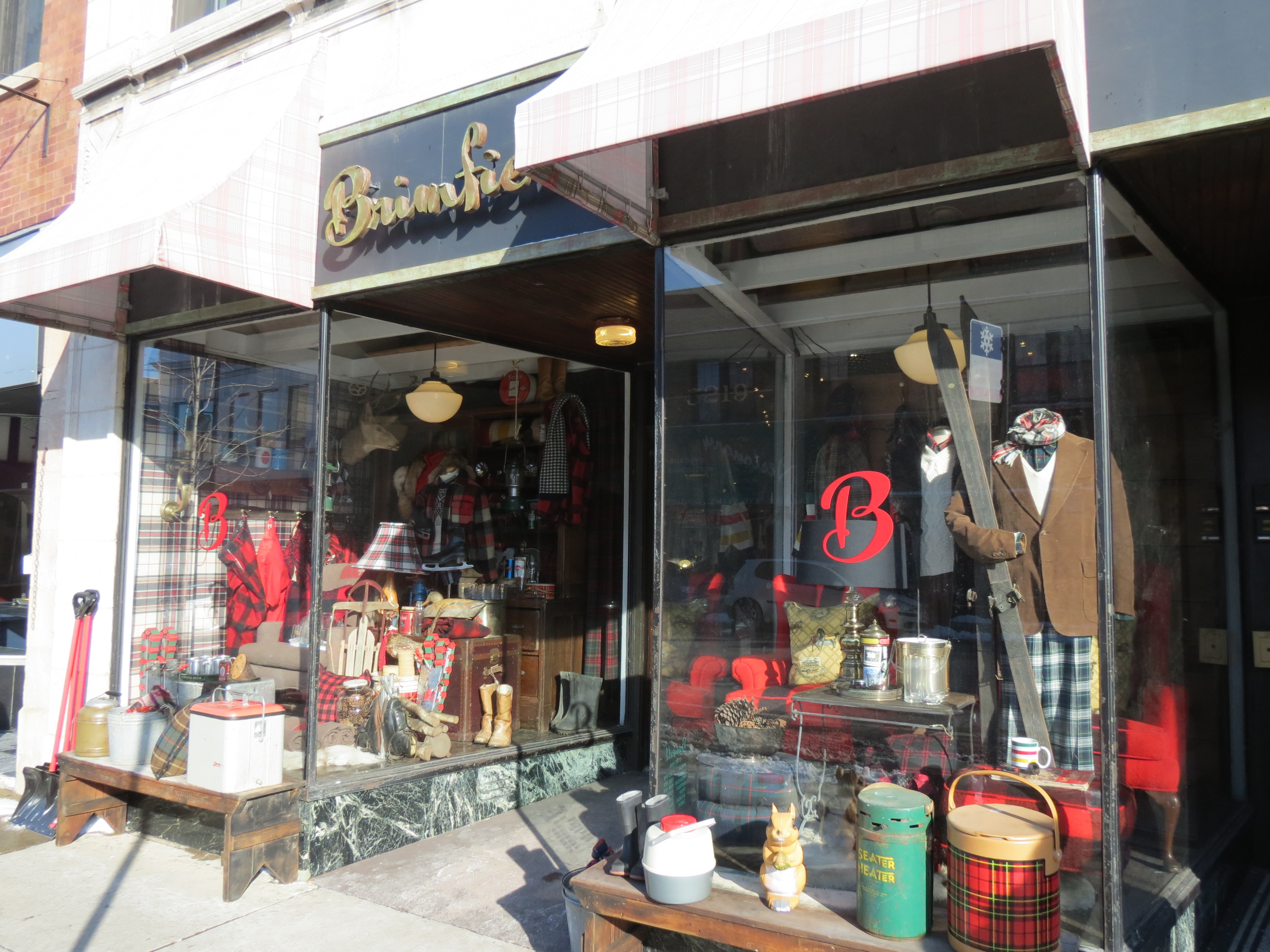 Chic in Andersonville: Brimfield